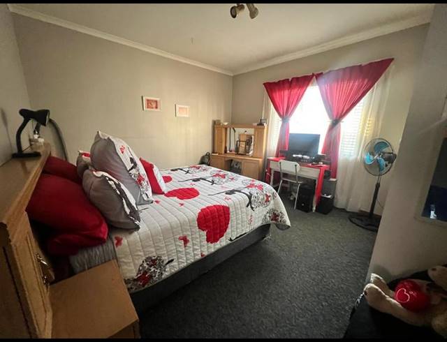 2 BEDROOM TOWNHOUSE FOR SALE IN COMET